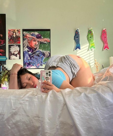 Le3nabae pornstar nice image