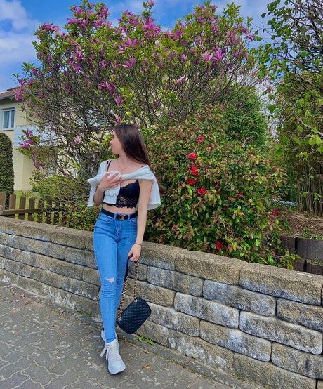 Lenchen pretty model pictures