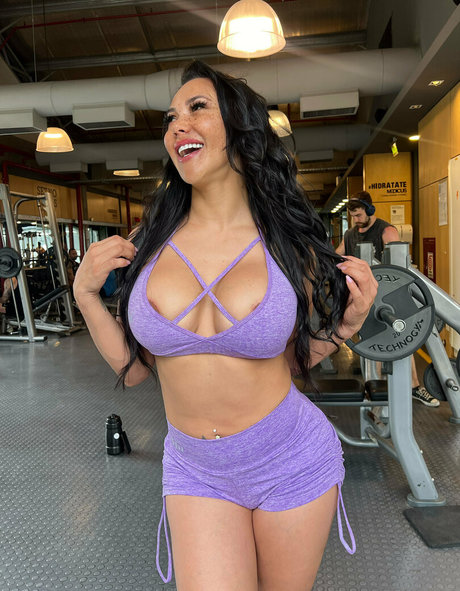 big tit latina teen onlyfans porno pics