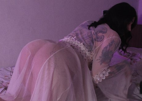 cadaverous nude model photos