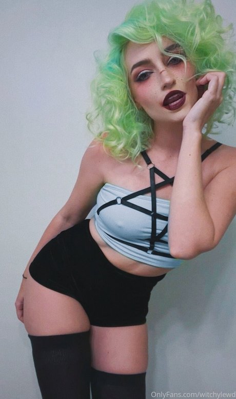 Witchy Brew model pornographic pics