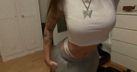 Eylul Adiguzel hd pornstar archive