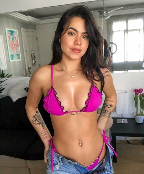 Taynah Smith pornstar nice gallery
