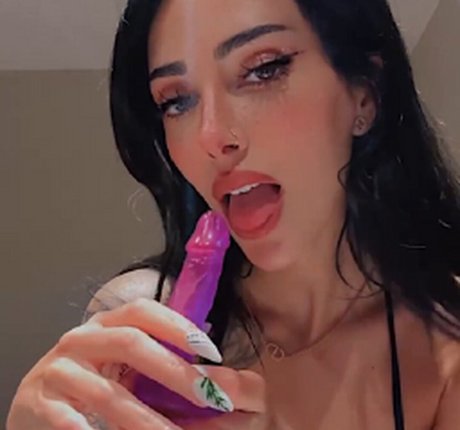 Rose Zara star galleries