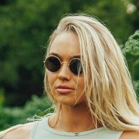 New UK Gladiators high quality model gallery