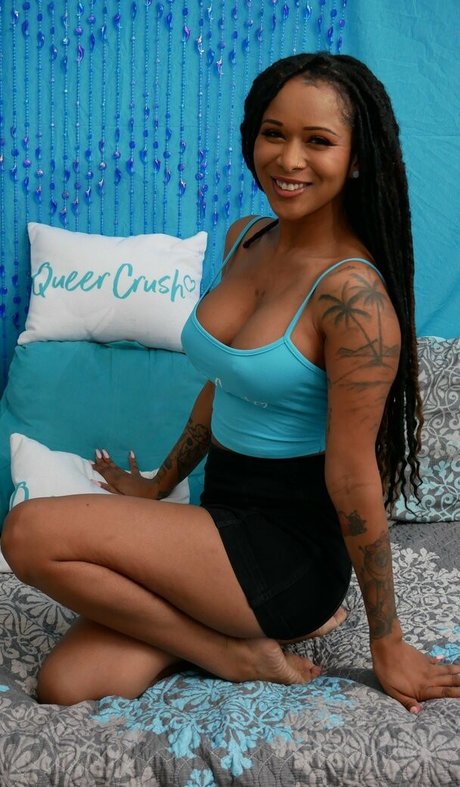 Cali Sweets pornstar sexy img