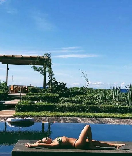 Ashley Madekwe sexy pornstar pictures