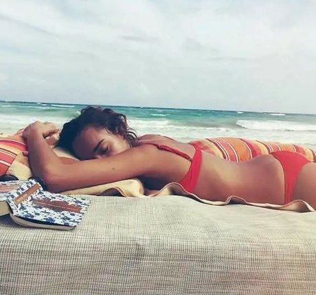 Ashley Madekwe free model pic