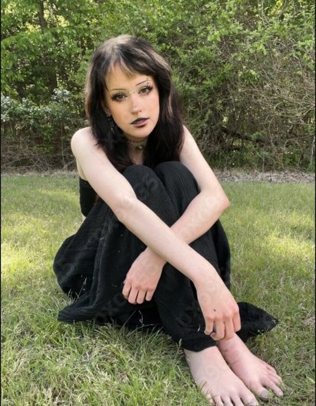 Gutknot best model picture