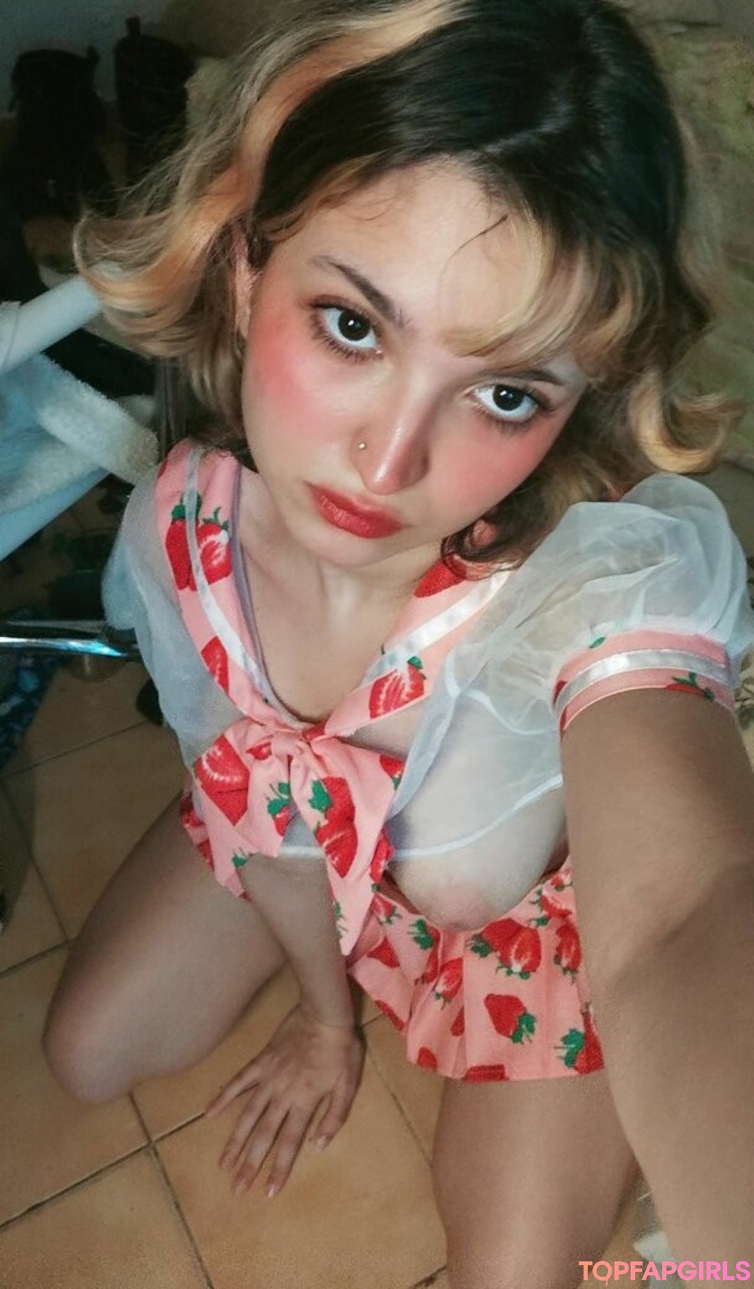 Lilcutiecherie pornographic model picture