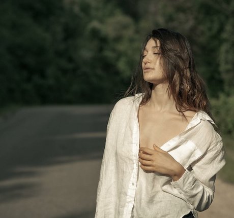 Shira Aizner pornographic model pictures