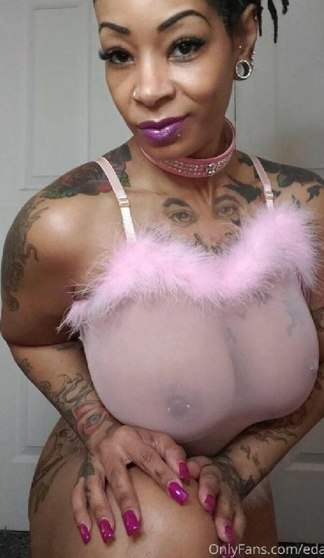 Edaqueenbee sexy actress archive