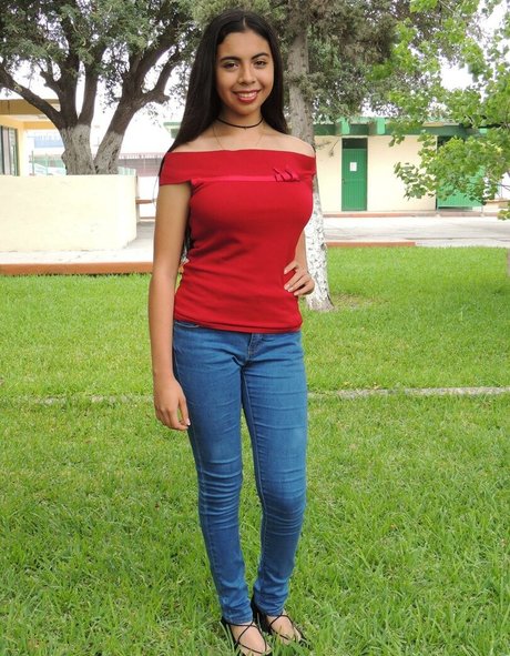 Fatima Guevara nice model photo