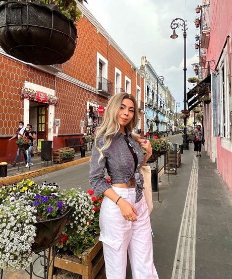 Fatima Guevara top model photo
