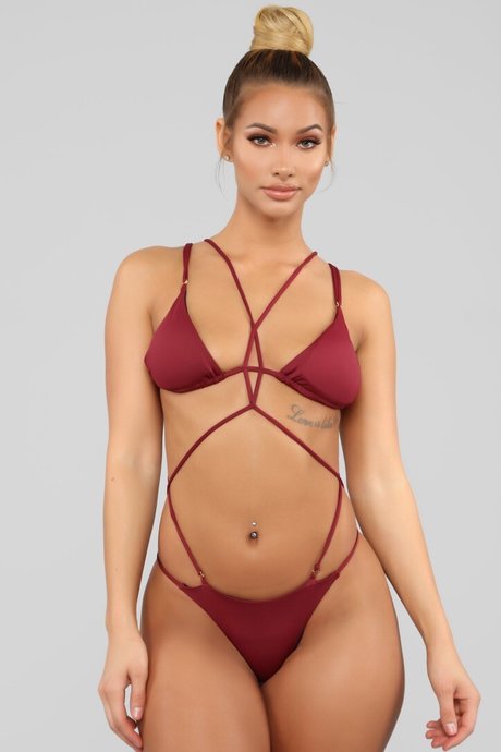 Lauren Racine Wood nudes model pic