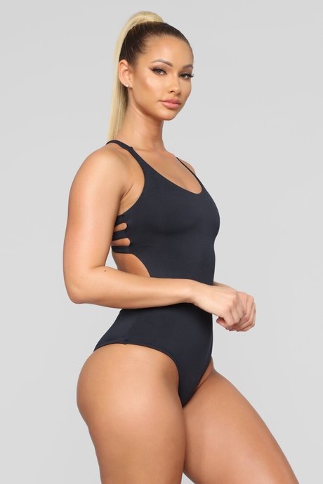 Lauren Racine Wood pornographic model picture