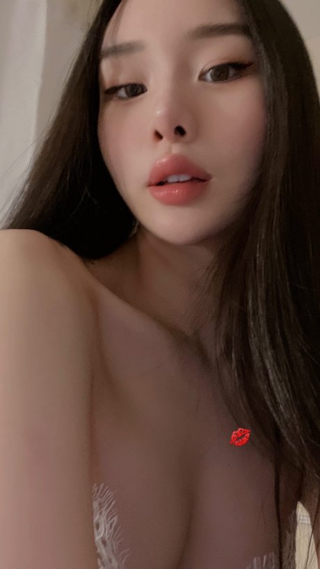 Mari Bambei art pornstar photo