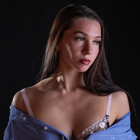 Peyton Babe star adult gallery