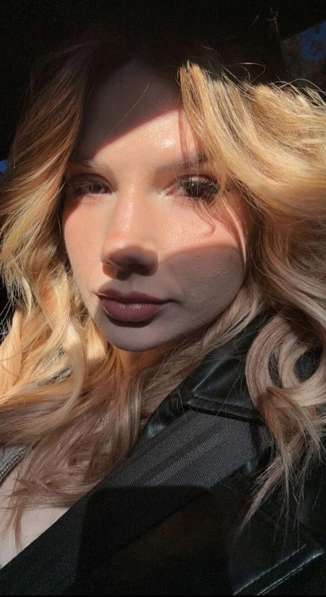 Bailey Rose star exclusive photos