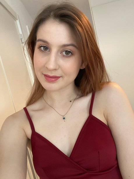 Adele Cooper exclusive model image