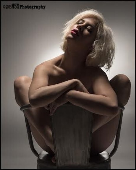Uli Krown  porn actress pics