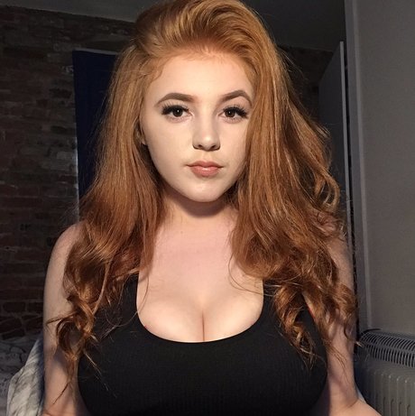 Basicallycatx  star nudes picture