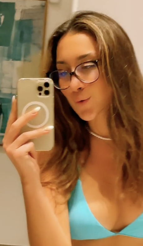 Maelyss Lepage hd pornstar archive