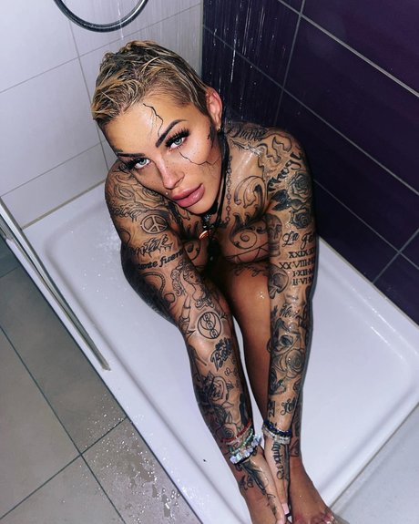 Leoni Baltz star sex pics