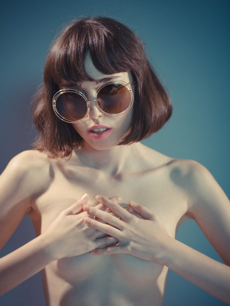 Zoe Flood star nude image