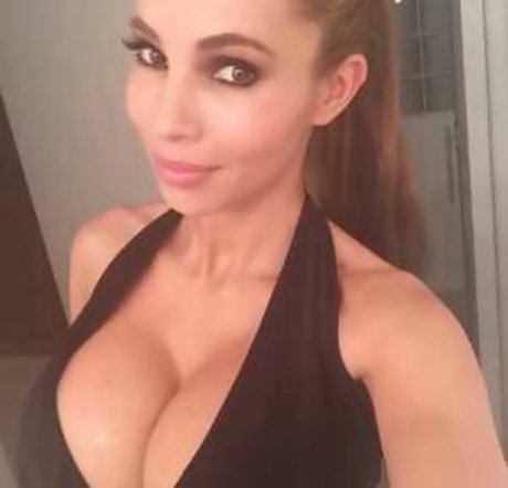 Maria Hering hot model gallery