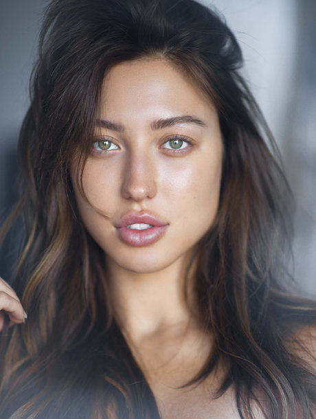 Stefanie Knight naked star picture