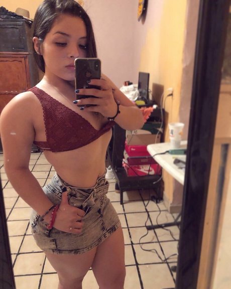 Aylin Guevara top star images
