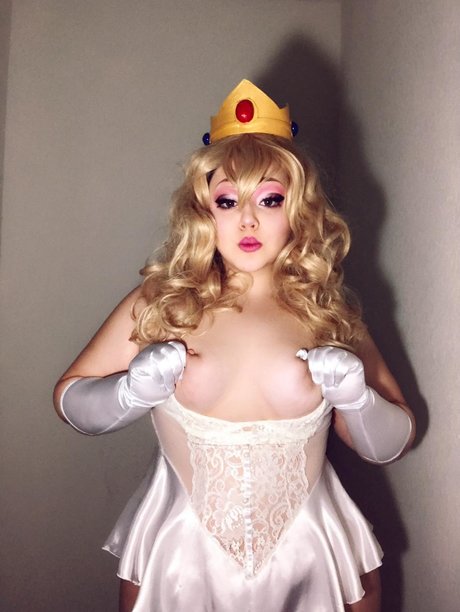 Miss Adrienne Park pornographic star image