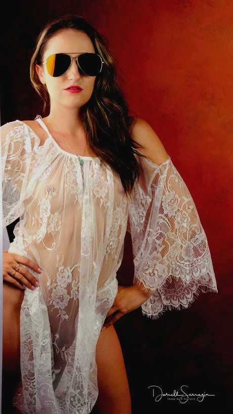 Monique Giselle pretty model picture