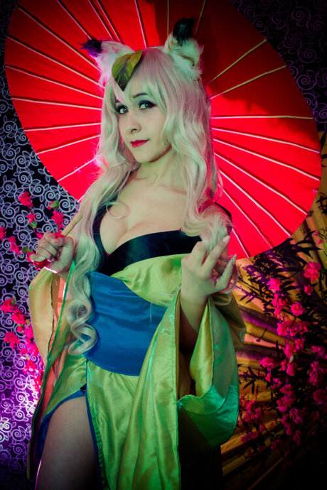 Kitsune No Fullmoon pretty actress photo