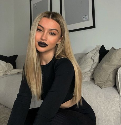 Linabmn porn actress galleries