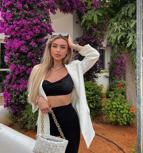 Linabmn sexy model galleries