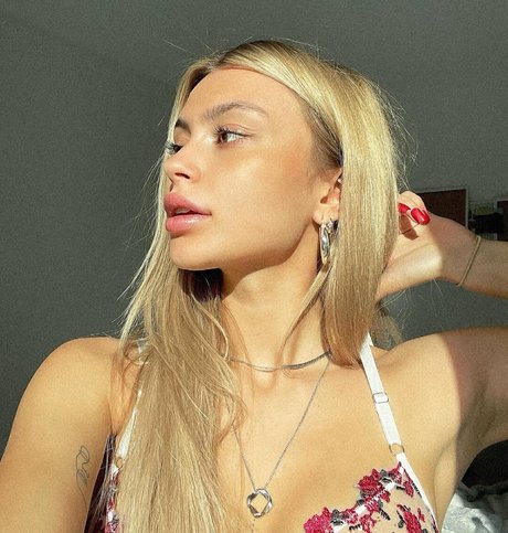 Linabmn free star pics