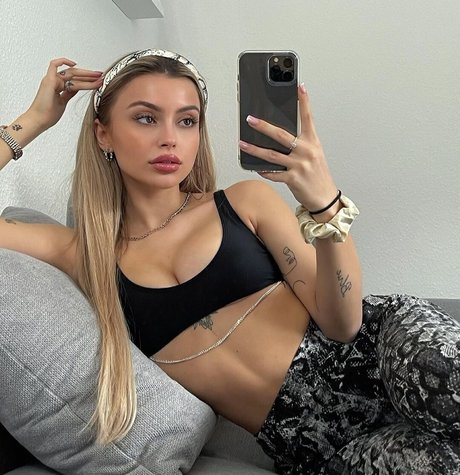 mature squirt onlyfans beautiful porn photos