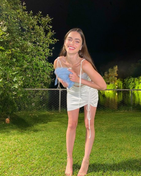 Yael Shelbia exclusive model galleries