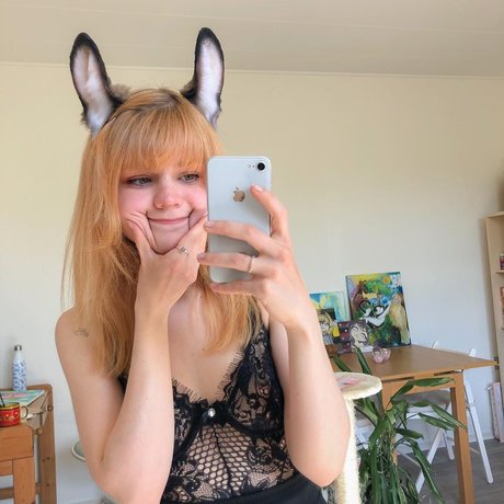 Lilsolle Chickpii high quality pornstar pic