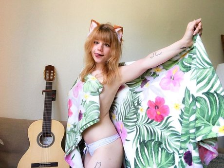 Lilsolle Chickpii star nudes img
