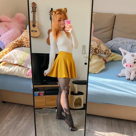 Lilsolle Chickpii sexy star pics