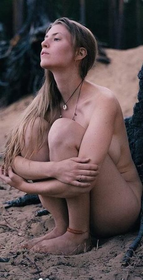 Agnes Verano xxx pornstar photo