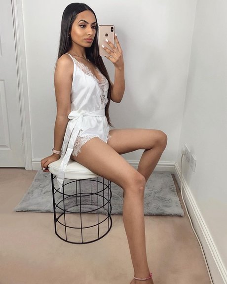 Nikkirai nude star galleries