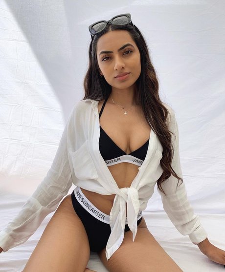 Nikkirai model pretty pic