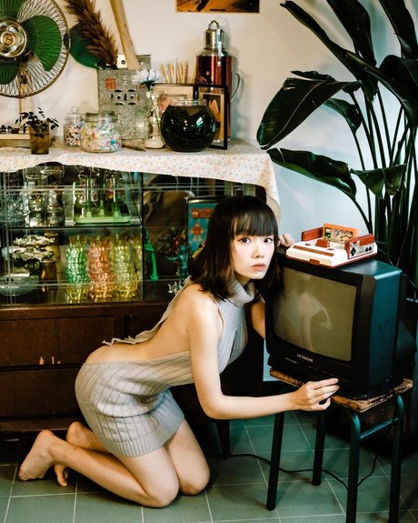 Queenie Lam naked pornstar image
