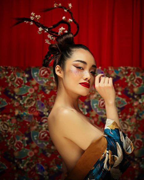 Queenie Lam star perfect images