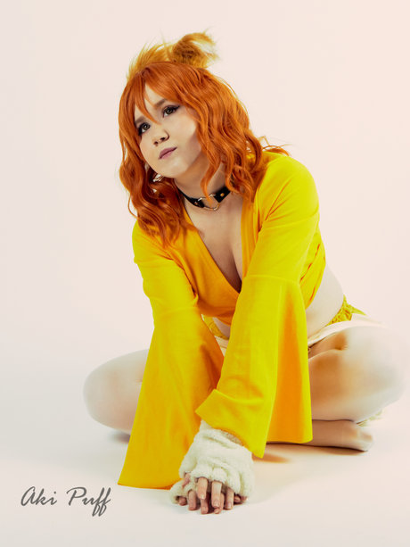Aki puff star photo
