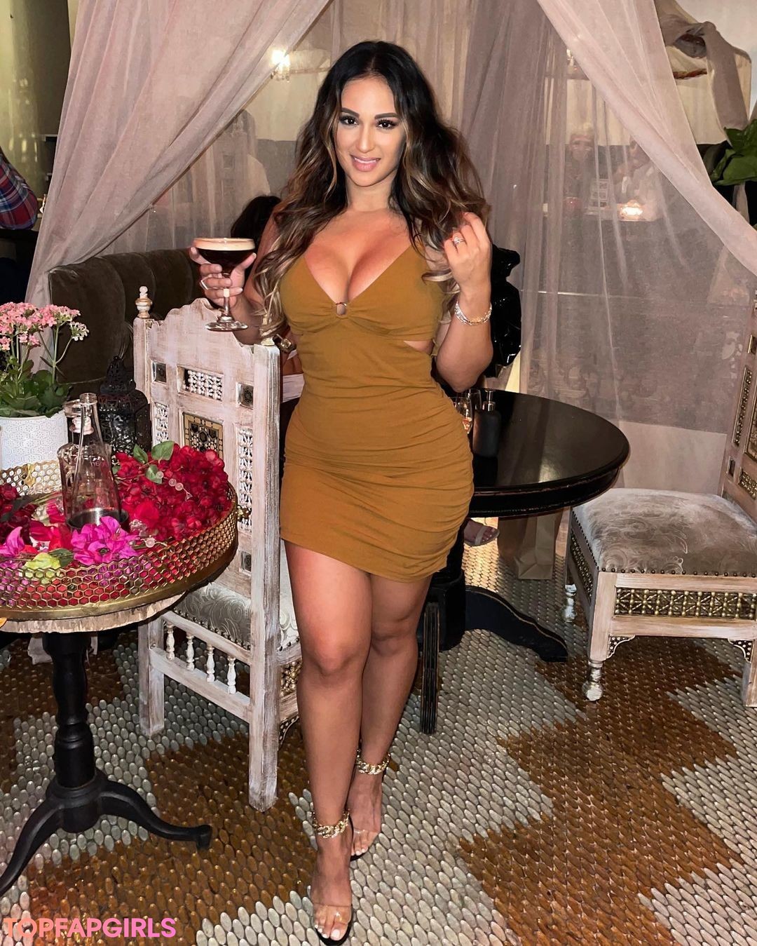 Laura Ivette Garcia star naked pictures